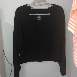 Black ribbed cuffed long sleeve shirt